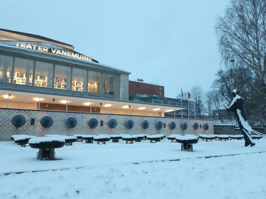 Teater_Vanemuine_Visit_Tartu_Maigi_Lokko