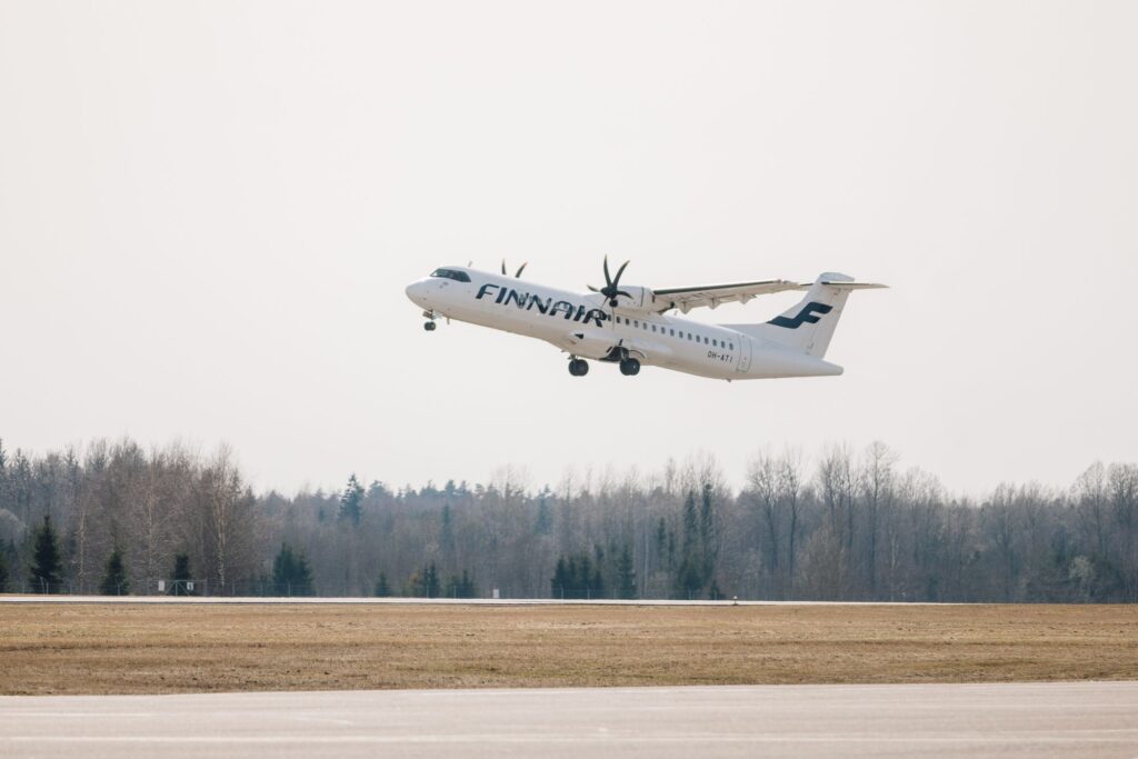 Finnair_Visittartu_Tartu_airport_Maanus_Kullamaa