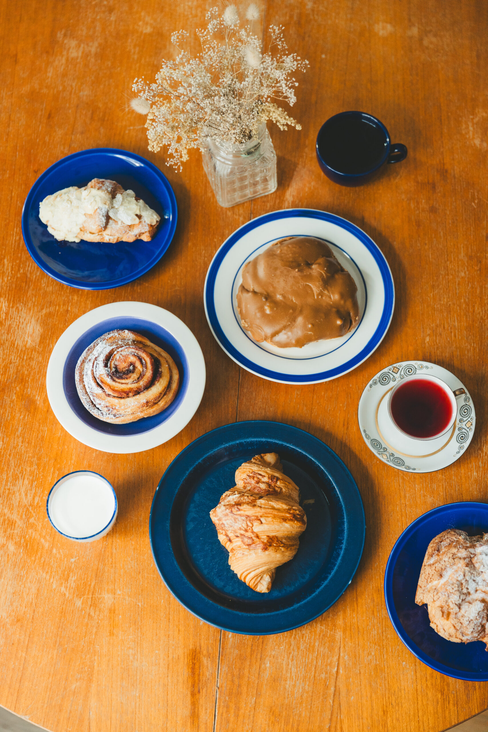 Näljane Nelik hindab: kust saab Tartu parimaid saiakesi?