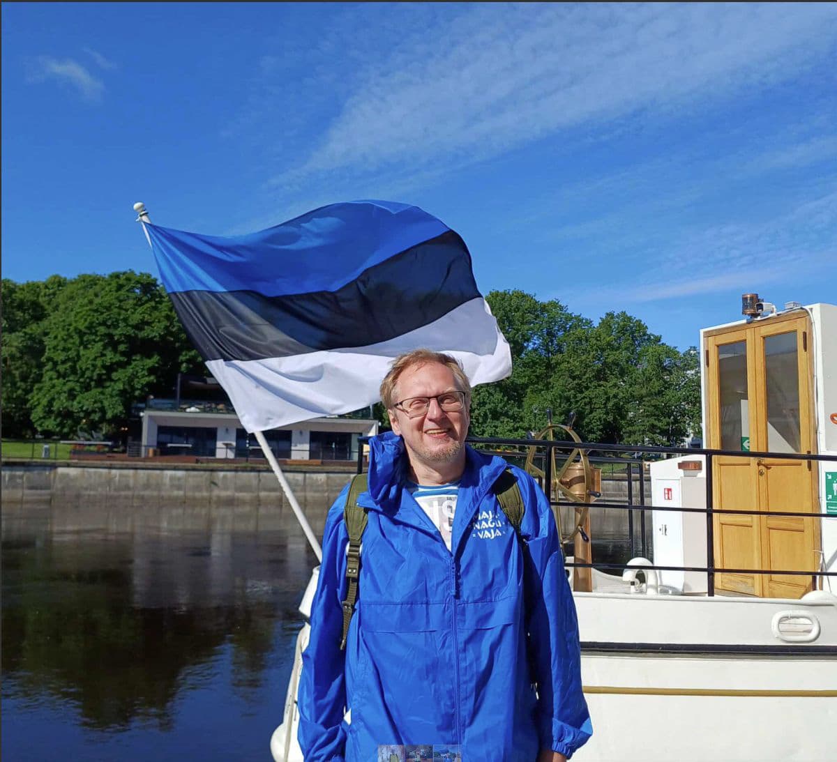 Tartu_linna_vimkga_tuur_laulupeomuusimiga_koos_contraga