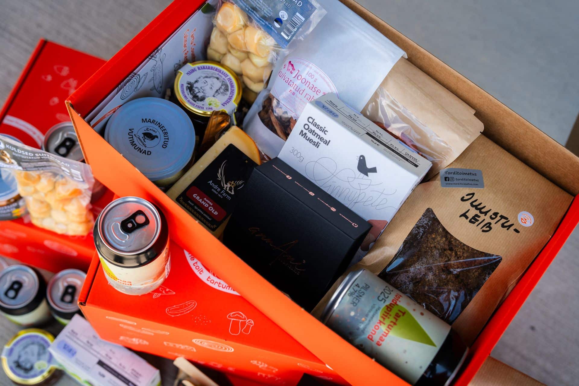 Tartumaa toidupiirkond kutsub eelistama väiketootjate kinkepakke