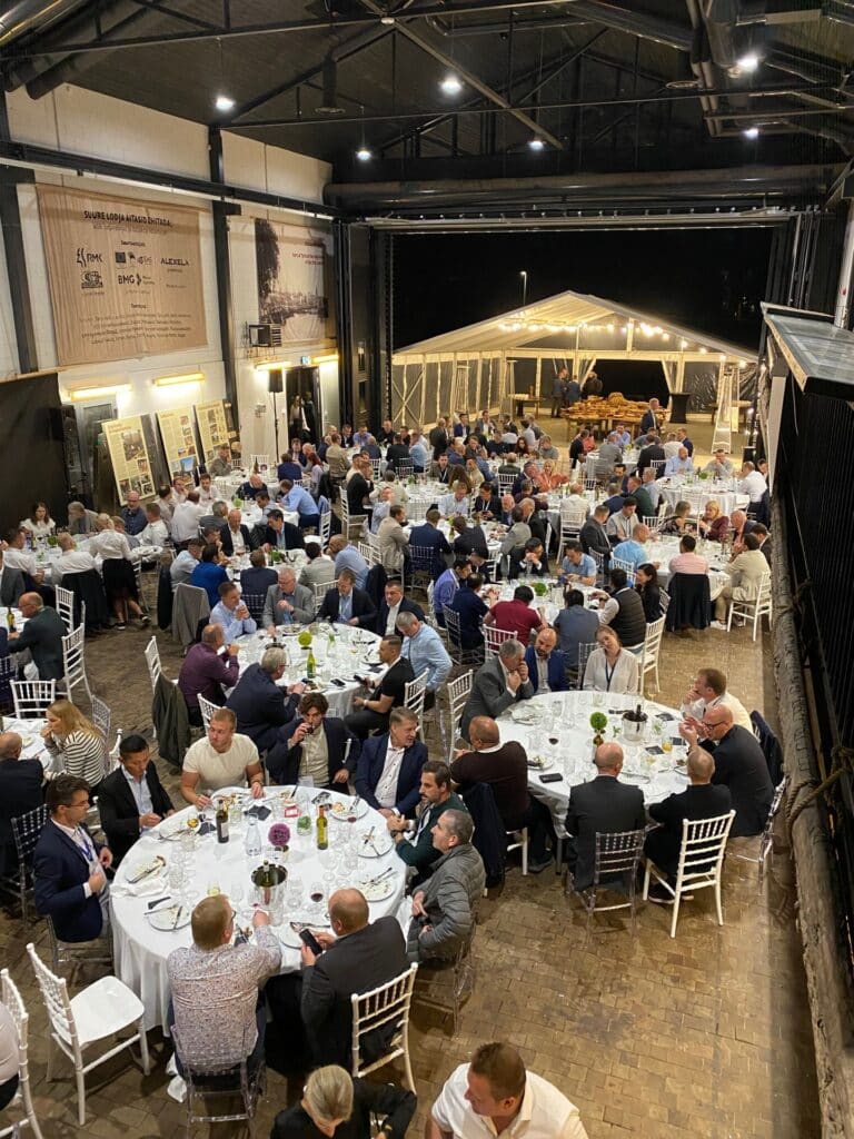 Visit-Tartu-Konverentsid_top-9-suuremate-konverentside-sündmuspaigad_tartus-