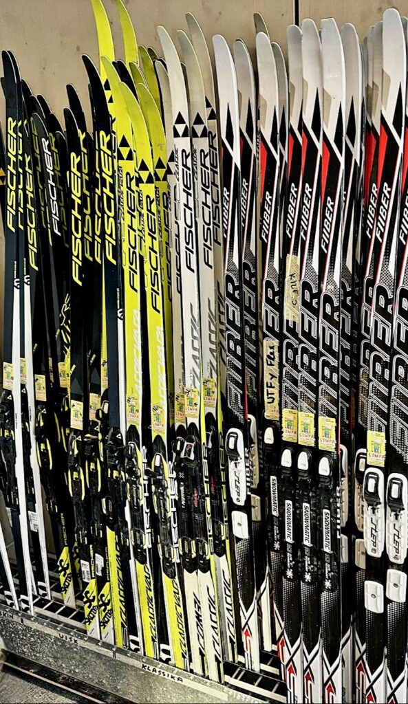 visittartu-suusalaenutus-skiing-rental-evelin-traks