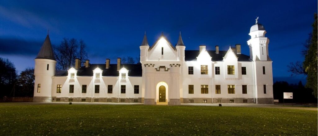 Alatskivi-castle-visitestonia-visittartu