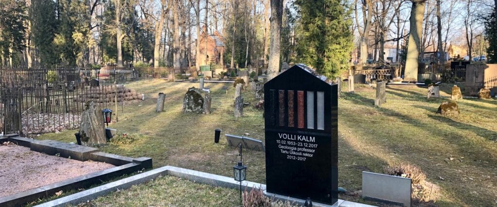 Raadi-Cemetery-Visit-Estonia-Visit-Tartu-5