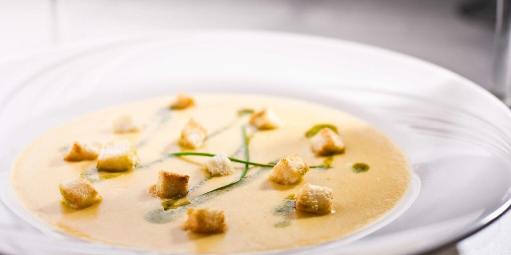 Restaurant-of-Alatskivi-castle-visitestonia-visittartu