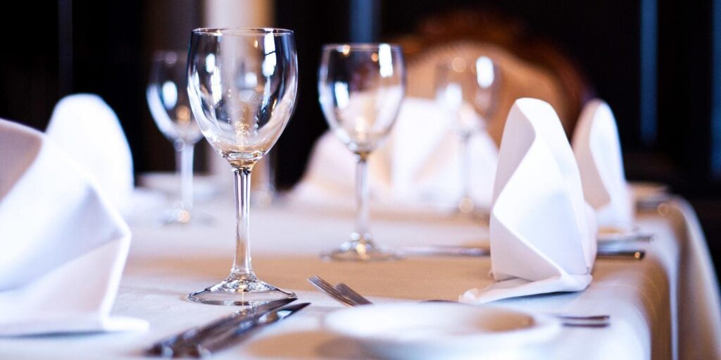 Restaurant-of-Alatskivi-castle-visittartu-visitestonia-1