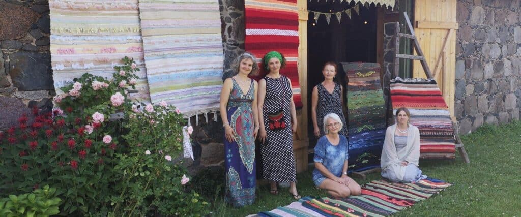 Turgi-kasitootalu-kangakudumise-kursused-visit-estonia-1