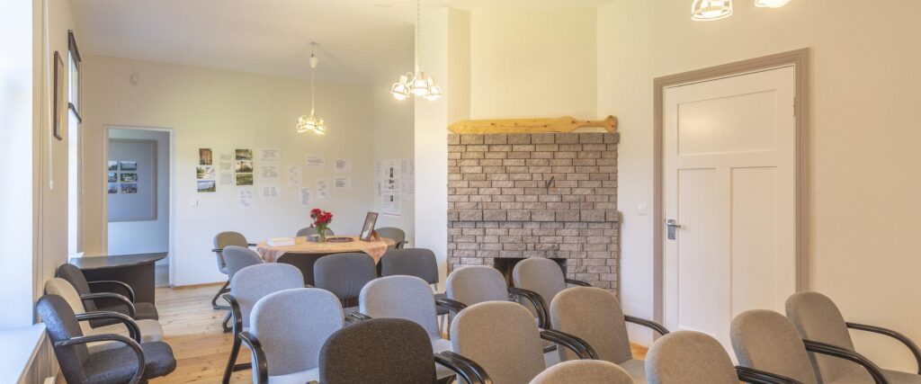 anna-haava-maestustuba-anna-haava-memorial-room-visit-lake-peipus-visit-tartu-visit-estonia-keelepesa