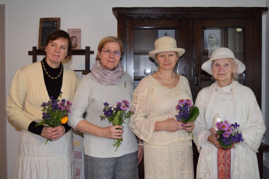 anna-haava-malestustuba-kodavere-parimuskeskuses-008-visit-estonia