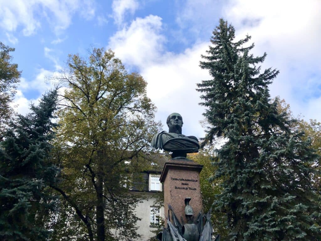 barclay-de-tolly-monument-011-visit-estonia