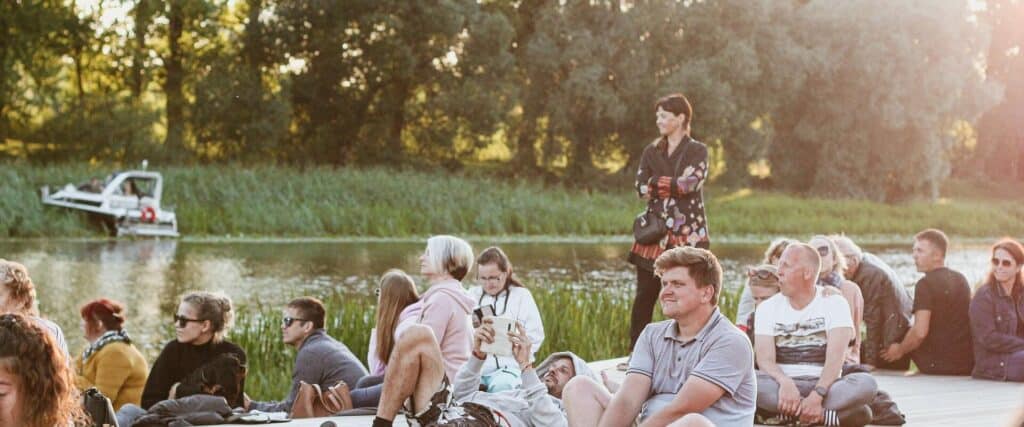 emajoe-linnaujula-visit-tatu-visit-estonia-ulejoe-promenaad-10