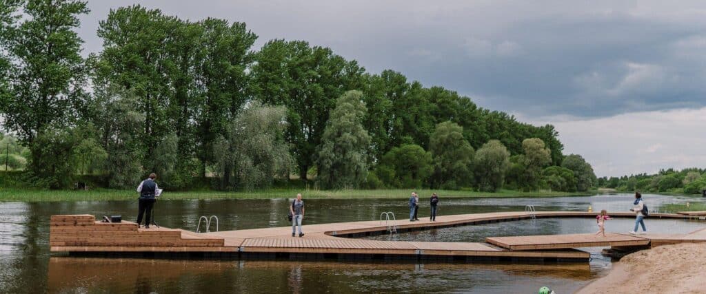 emajoe-linnaujula-visit-tatu-visit-estonia-ulejoe-promenaad-4