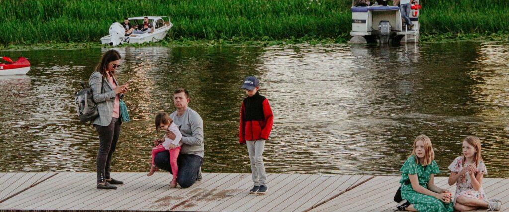 emajoe-linnaujula-visit-tatu-visit-estonia-ulejoe-promenaad-8