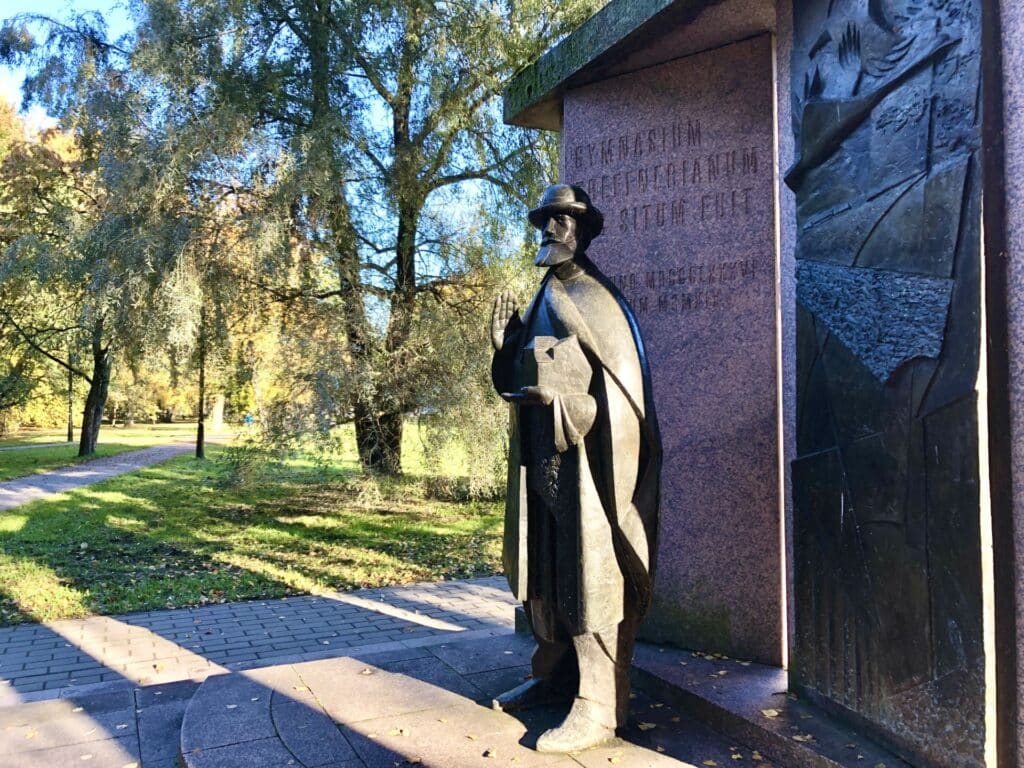 hugo-treffneri-monument-011-visit-estonia