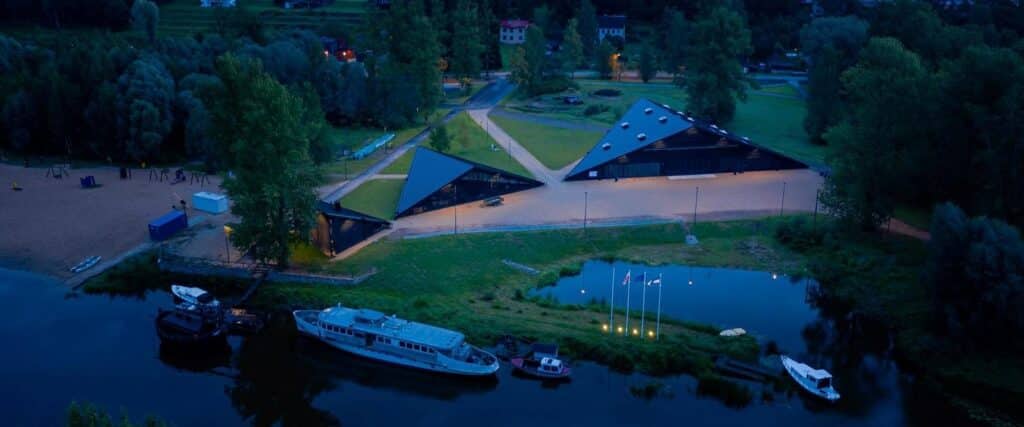 lodjakoda-barge-centre-nature-river-visit-tartu-seminar-rooms-visit-estonia_