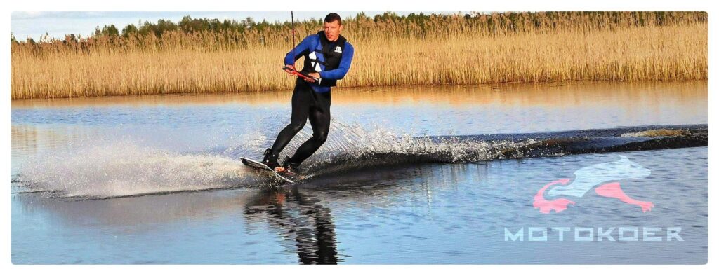 wakeboard-visitestonia-visittartu-waterfun