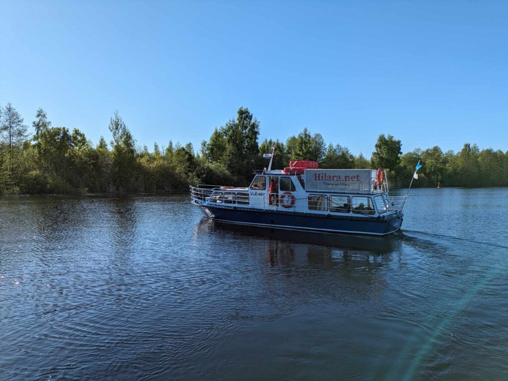 laevasoidud-emajoel-hilaraga-006-visit-estonia