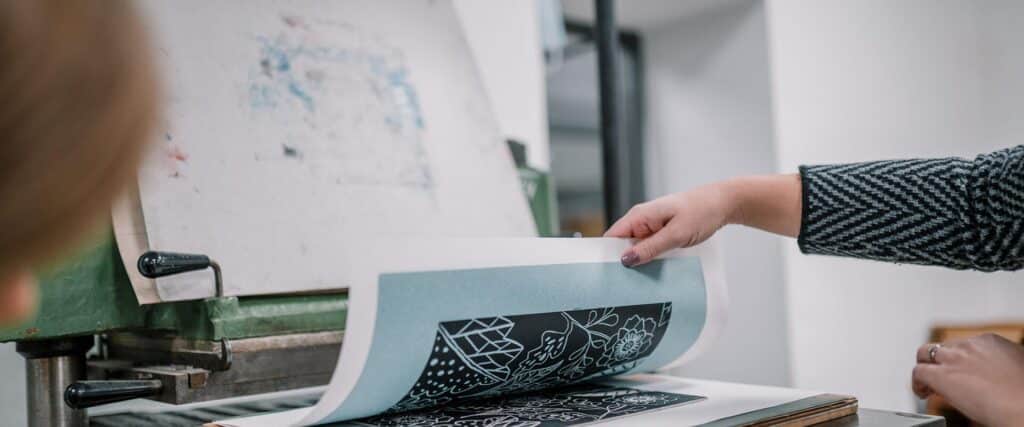 20201021_Mana-Kaasik_Regina-linocut-course-2-1920x1280-1