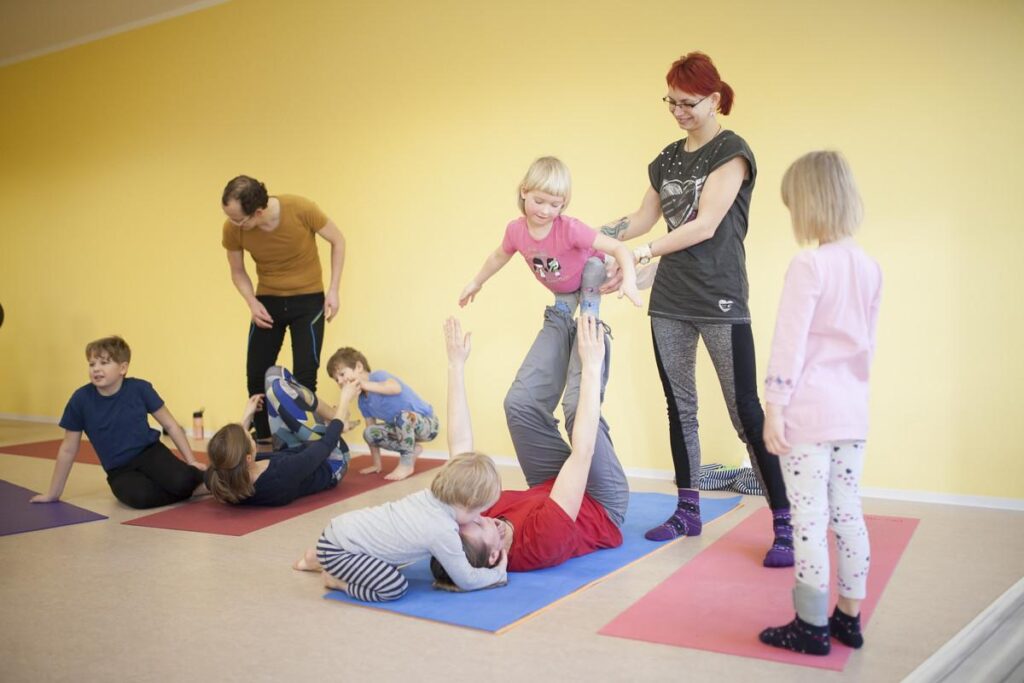 Acro-yoga-workshops-visitestonia-visittartu-2
