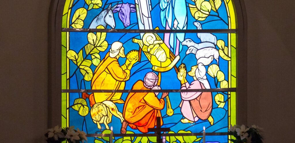 Elva-kiriku-vitraaz-M.Horak_