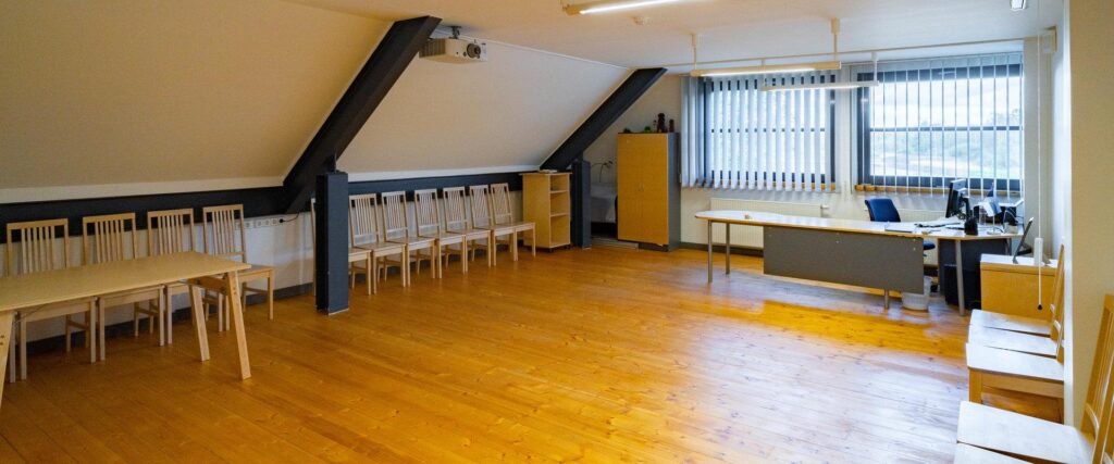Emajoe-Suursoo-holiday-home-small-seminar-room-visitestonia-visittartu-visitluunja