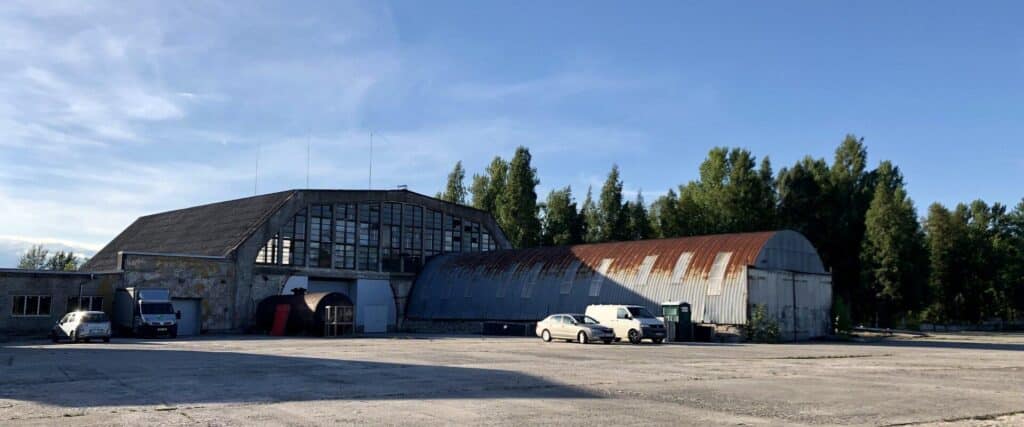 Raadi-hangars-former-military-airport-Raadi-lennukiangaarid-sojavaelennuvali-visitestonia-visittartu-3