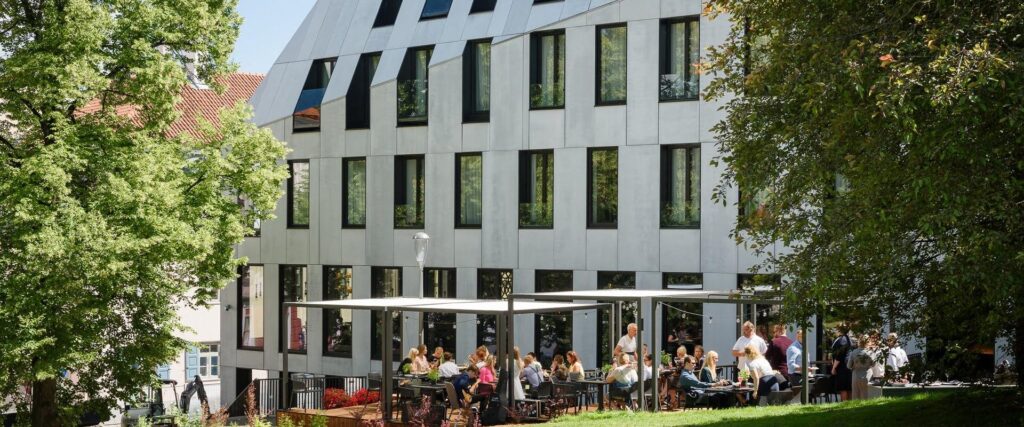 Restaurant-Holm-terrace-visitestonia-visittartu-2