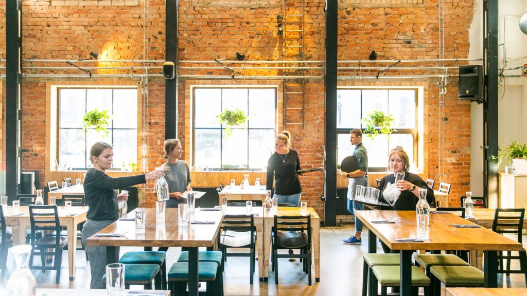 RestaurantAparaat-visitestonia-visittartu-7