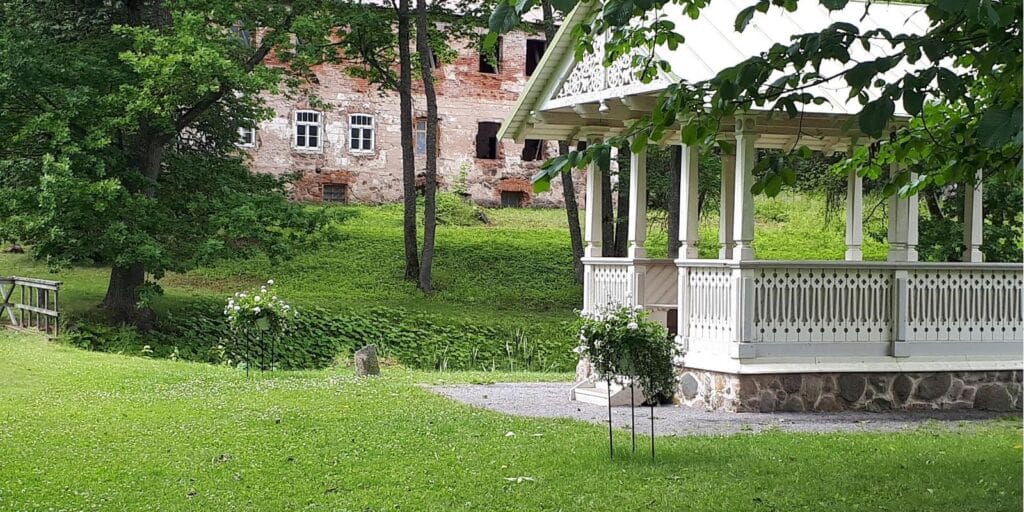 Romantic-dinner-in-Luke-manor-visitestonia-visittartu-visitelva