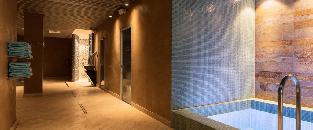 Spa-interjoor_Web-_T_42724-HDR-Edit-2
