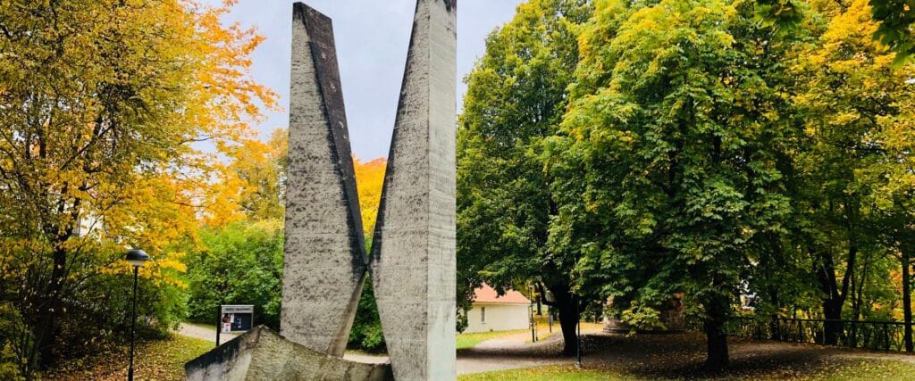 Struve-monument-visit-tartu-visit-estonia