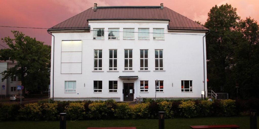Picture from outside the galleries of the Tartu Art House