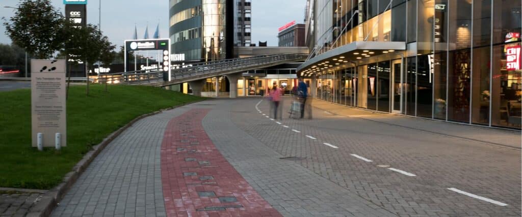 Tartu-Teerajajate-Allee-visit-estonia-1