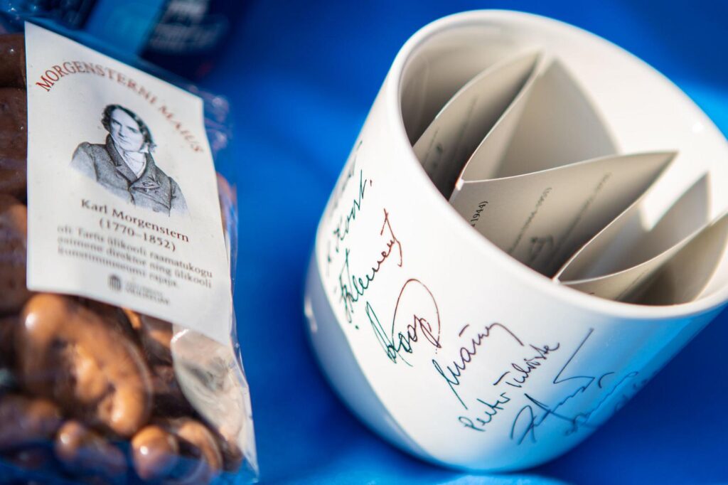 Tartu-university-gift-souvenirs-shop-visit-tartu-visit-estonia-5