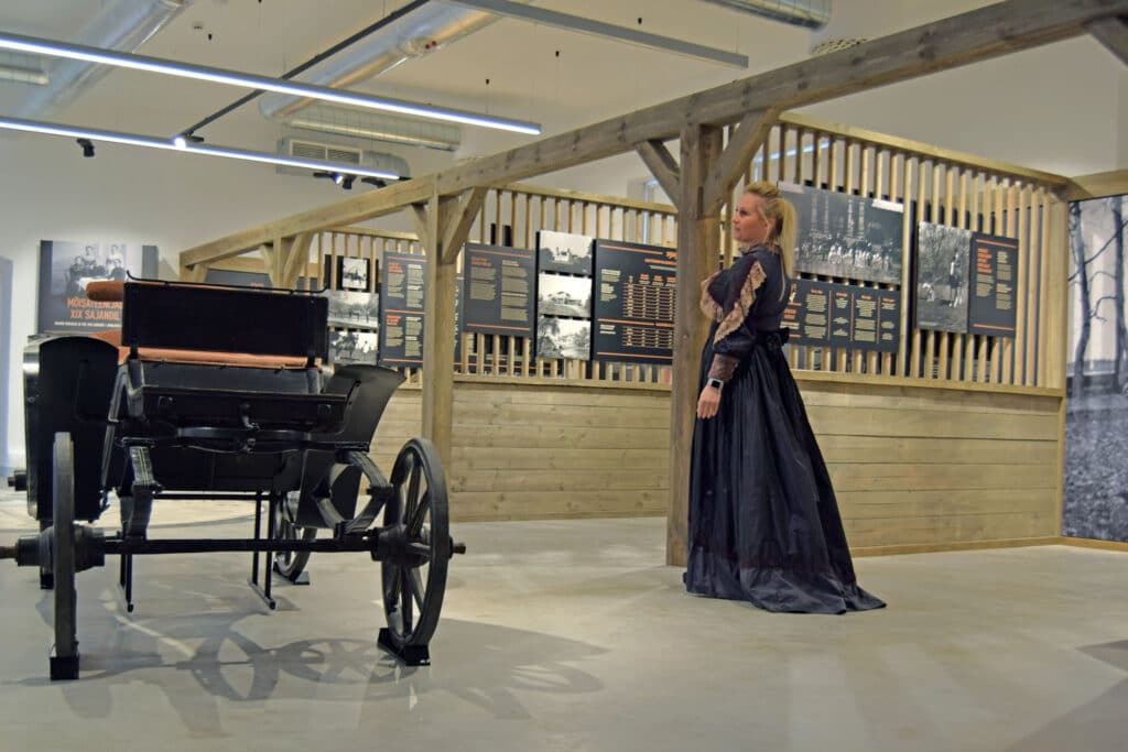 alatskivi-lossi-soiduhobuste-tall-010-visit-estonia