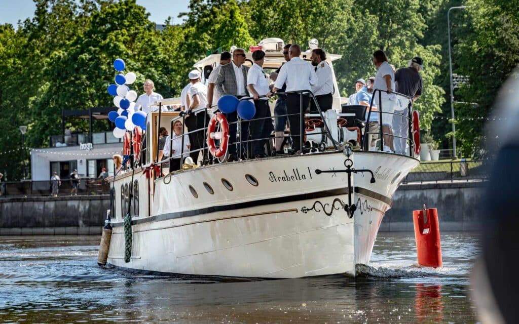 arabella-i-laevasoidud-ettetellimisel-erikruiisid-emajoel-004-visit-estonia