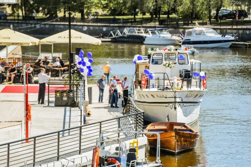 arabella-i-laevasoidud-ettetellimisel-erikruiisid-emajoel-005-visit-estonia