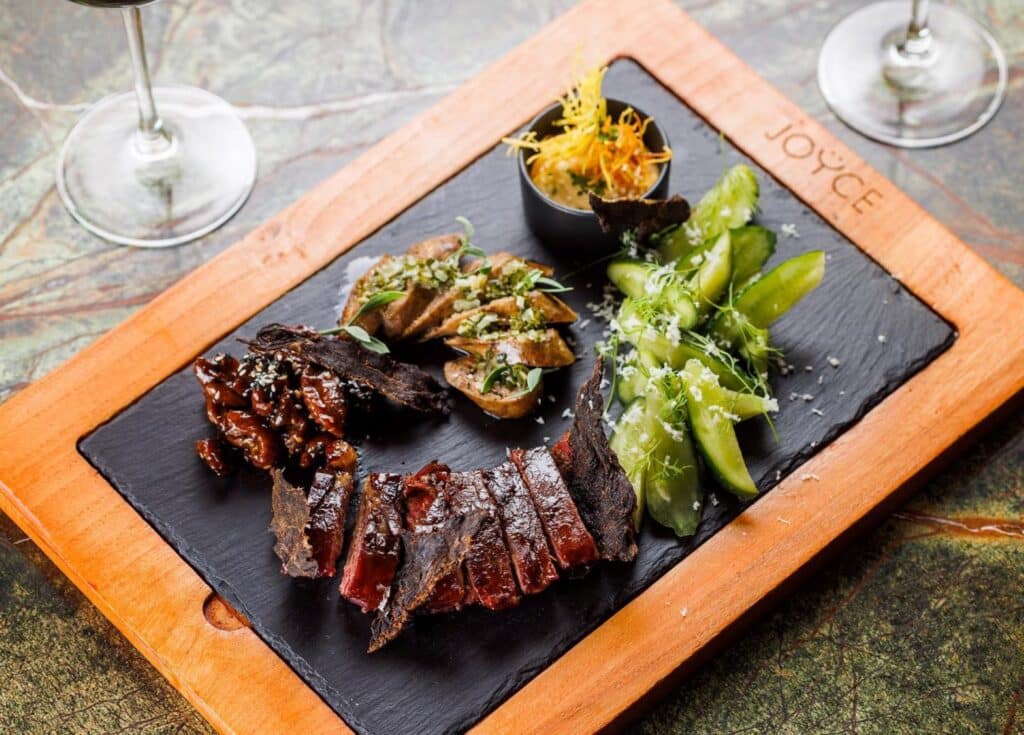 ari-ja-vabaajakeskus-kvartal-006-visit-estonia