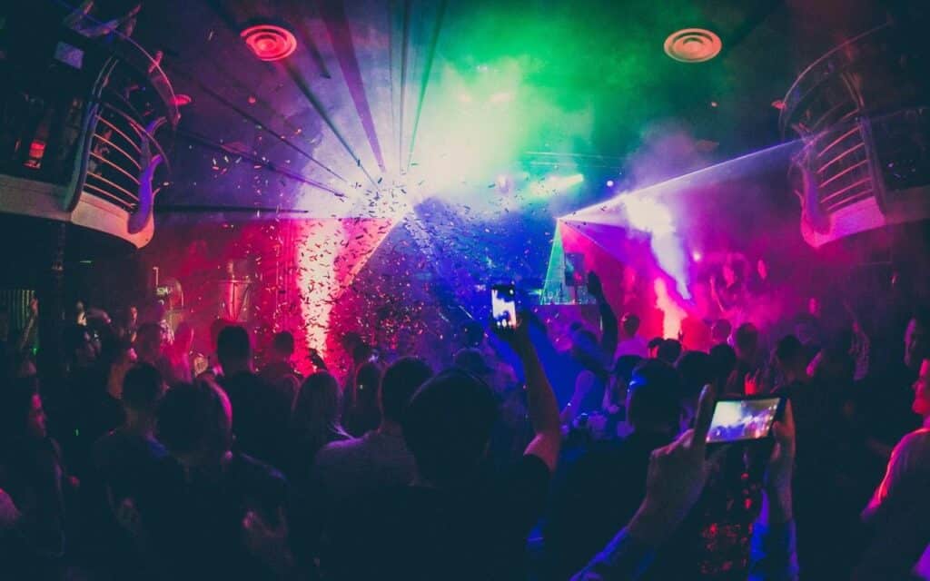 club-illusion-visit-tartu-visit-etsonia-8