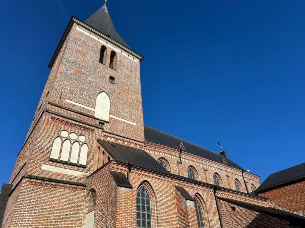 eelk-tartu-jaani-kirik-003-visit-estonia