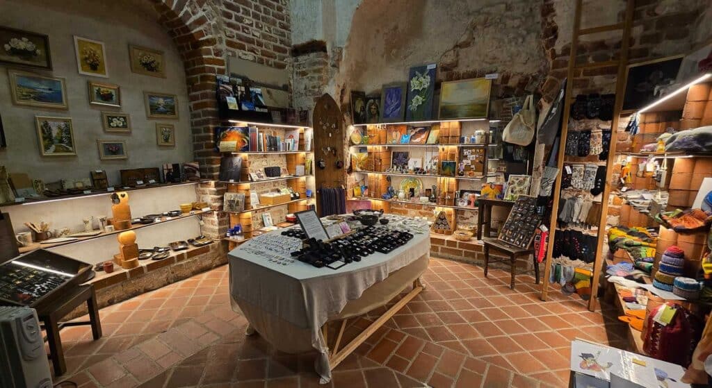 eelk-tartu-jaani-kirik-014-visit-estonia-2