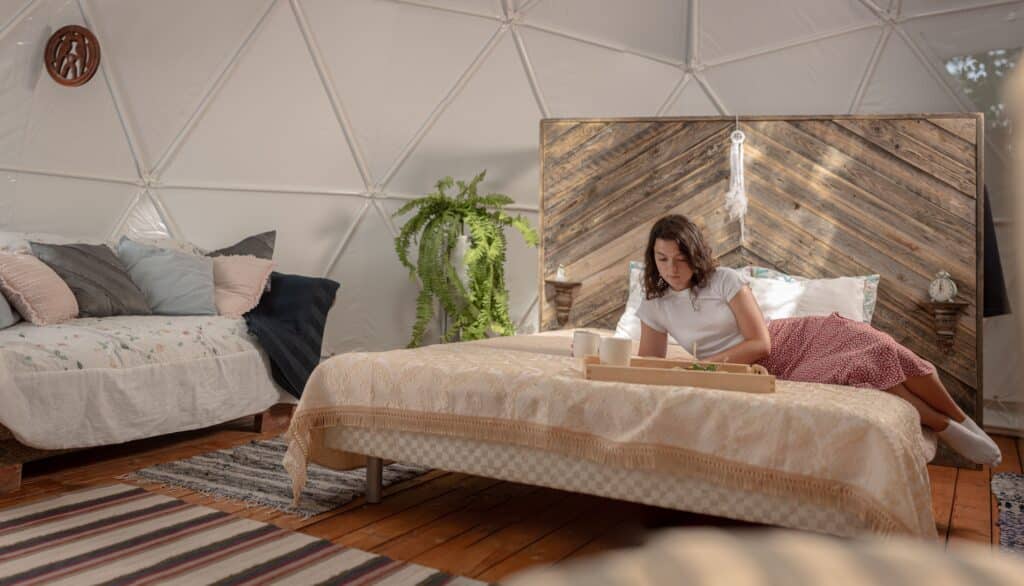 elamusmajutus-kuppel-kuul-002-visit-estonia