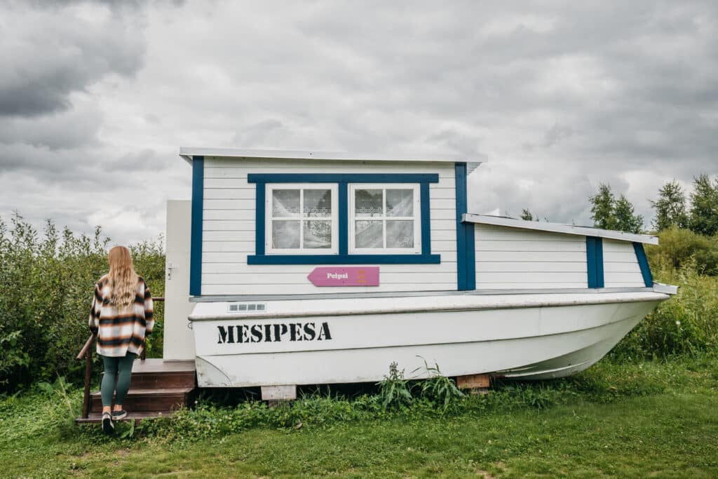 elamusmajutus-paadimajas-peipsi-jarve-aares-013-visit-estonia