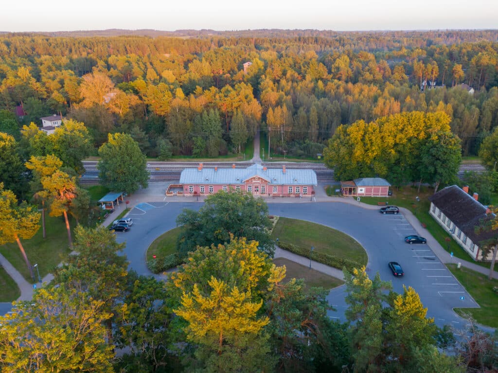 elva-vaksalihoone-011-visit-estonia