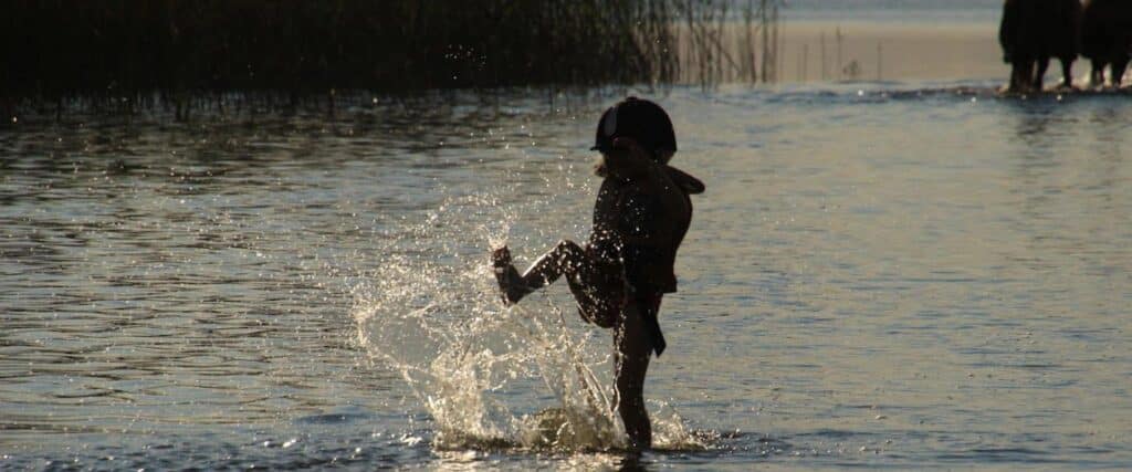 family-holiday-visit-estonia-riding1_2