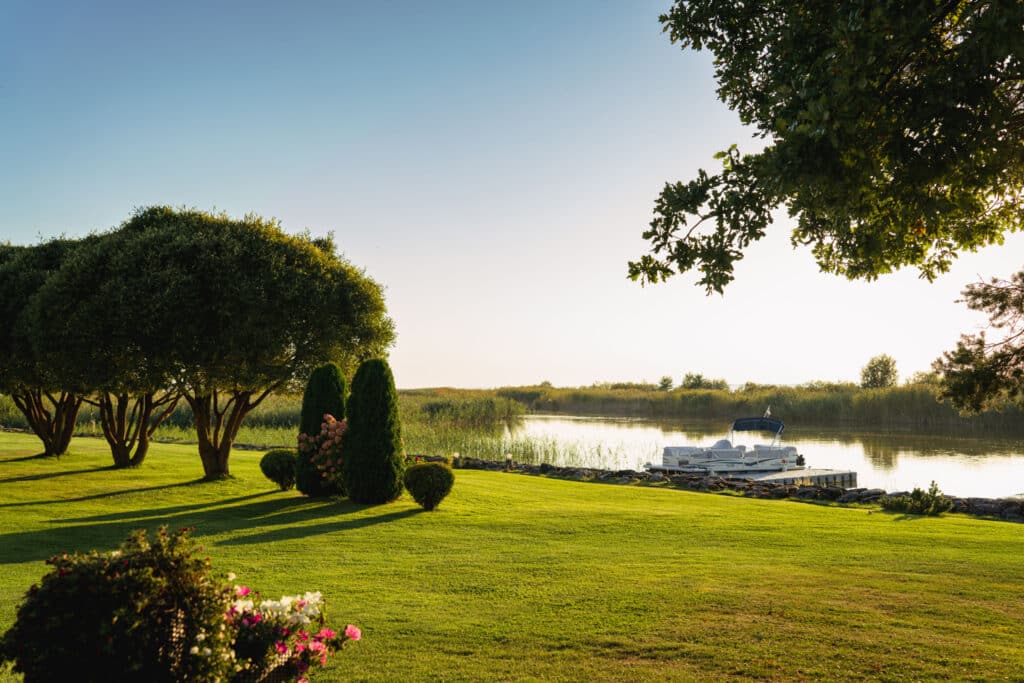 joesuu-turismitalu-kampingumajad-009-visit-estonia