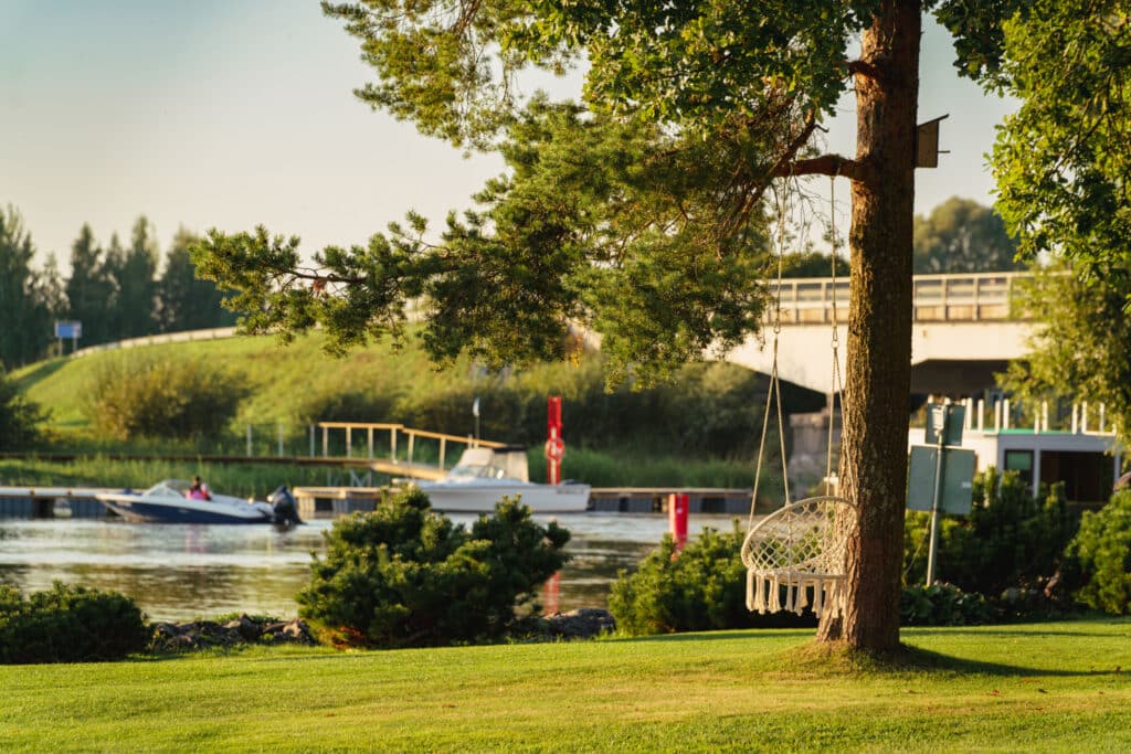 joesuu-turismitalu-kampingumajad-011-visit-estonia