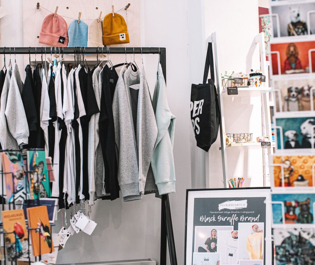 kiiks-ja-knihv-shop-giftshop