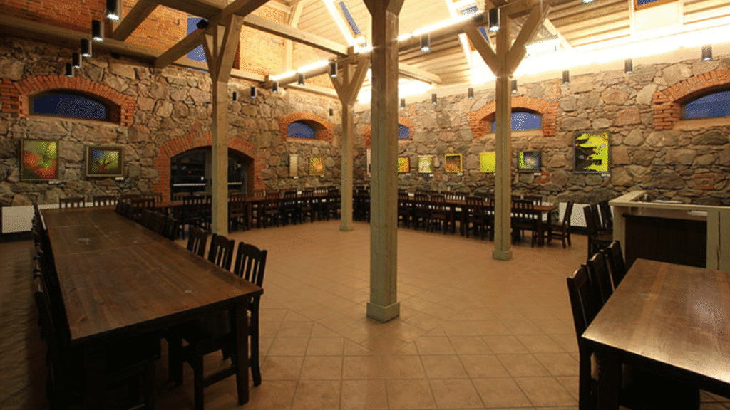 kivi-puhkemajad-koik-uhest-kohast-011-visit-estonia